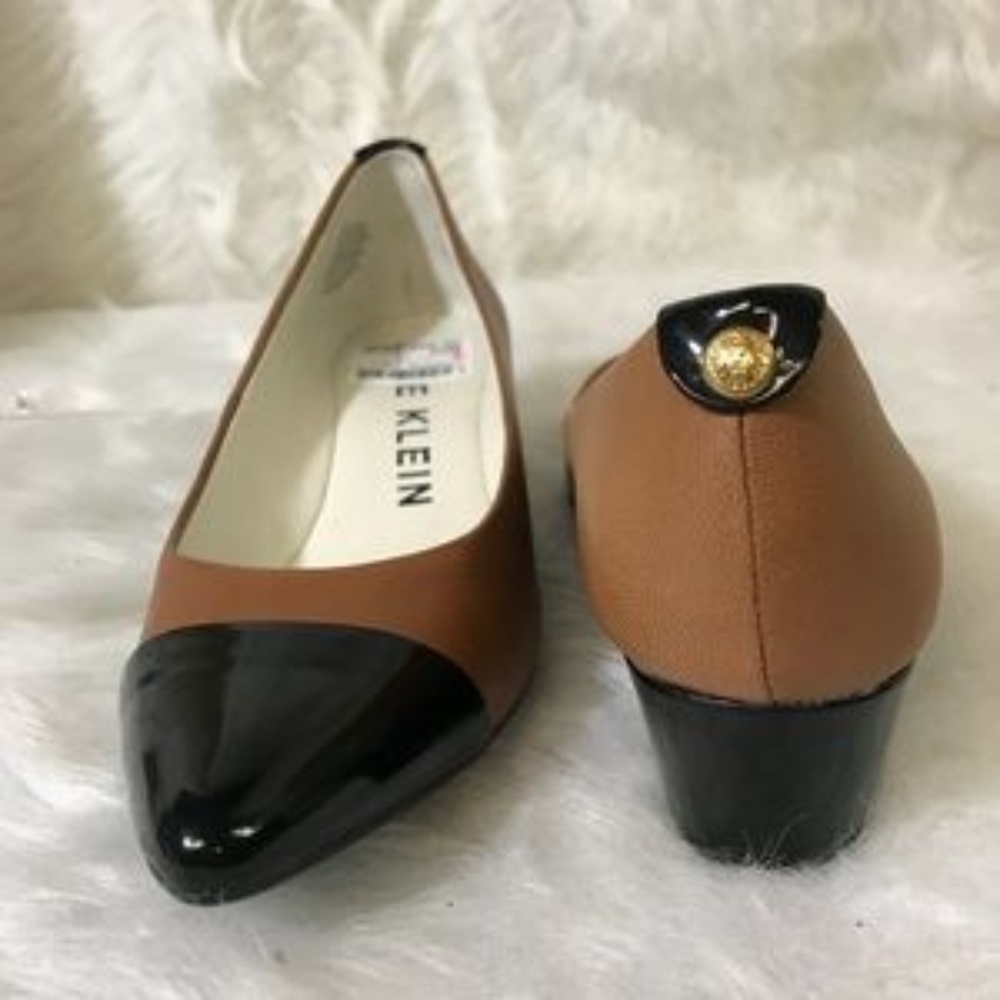 Anne Klein size 6.5 leather flats